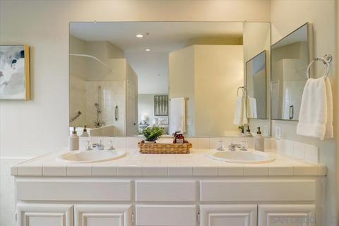 2086 Fairhope Loop, Vista, CA 92081 photo 19