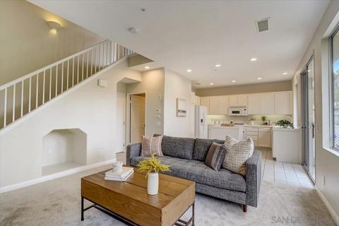 2086 Fairhope Loop, Vista, CA 92081 photo 15