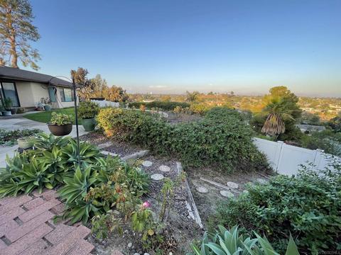 8150 Binney Pl, La Mesa, CA 91942 photo 5