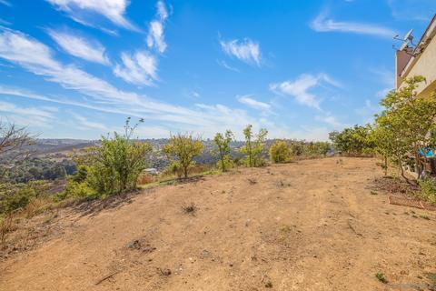 30453 Sagewood Rd, Vista, CA 92084 photo 32