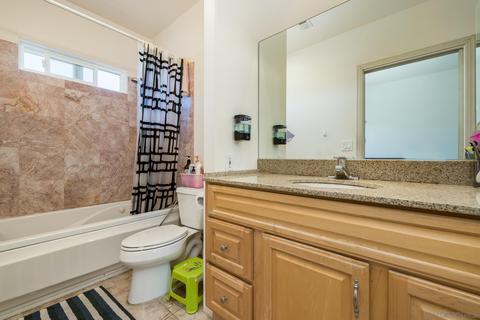 30453 Sagewood Rd, Vista, CA 92084 photo 17