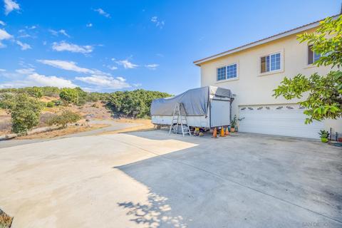 30453 Sagewood Rd, Vista, CA 92084 photo 6