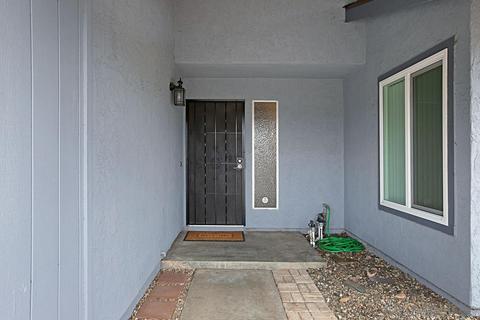 648 Cable Ct, Oceanside, CA 92058 photo 7