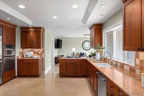 13005 Corte Susana, Poway, CA 92064 photo 8