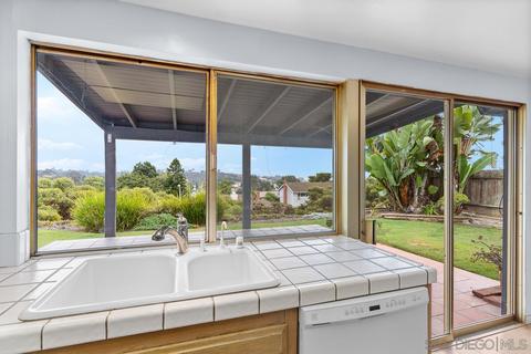 643 Solana Hills Ct, Solana Beach, CA 92075 photo 13