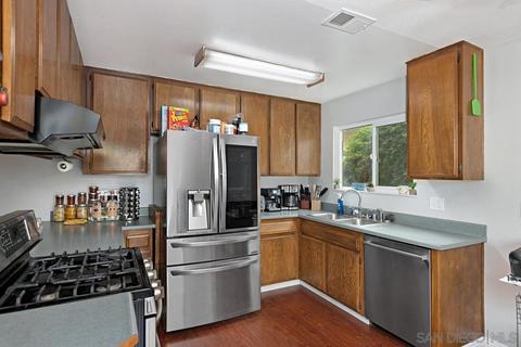 10268 Avenida Real, Lakeside, CA 92040 photo 8
