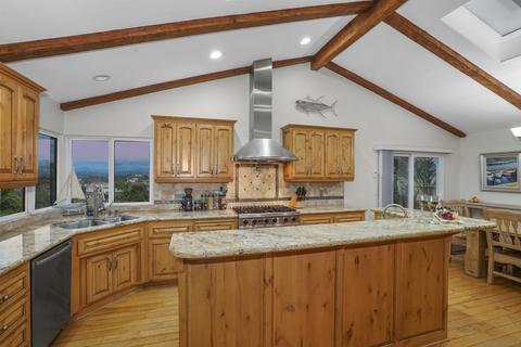837 Del Valle Dr, Fallbrook, CA 92028 photo 17