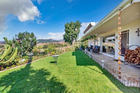 2434 Mountain View Dr, Escondido, CA 92027 photo 1