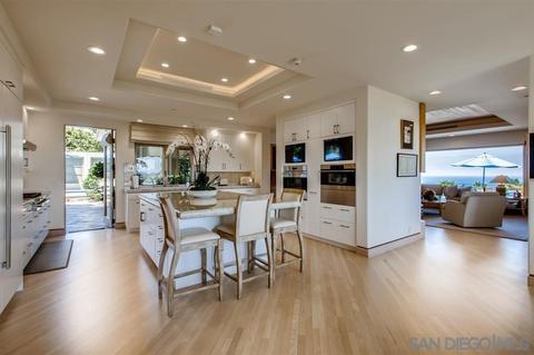 7505 Hillside Dr, La Jolla, CA 92037 photo 21