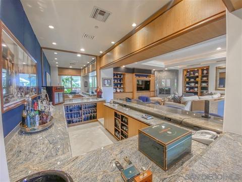 7505 Hillside Dr, La Jolla, CA 92037 photo 27