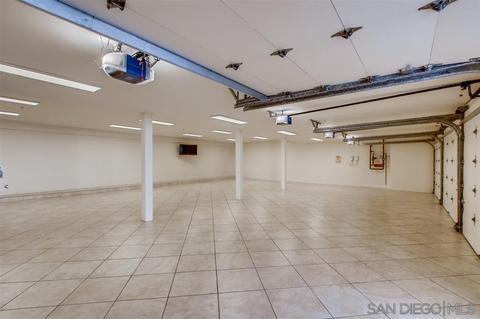 7505 Hillside Dr, La Jolla, CA 92037 photo 28