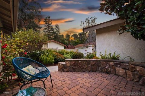 1986 Springdale Ln, Encinitas, CA 92024 photo 2