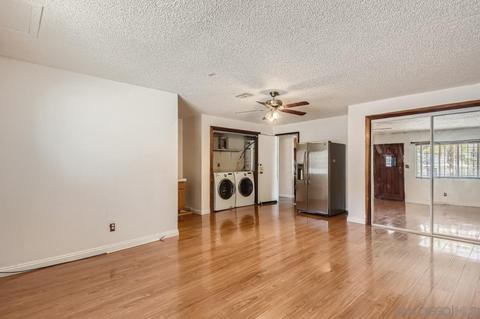 1128 Capistrano Ave, Spring Valley, CA 91977 photo 4
