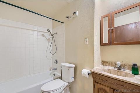 1128 Capistrano Ave, Spring Valley, CA 91977 photo 10