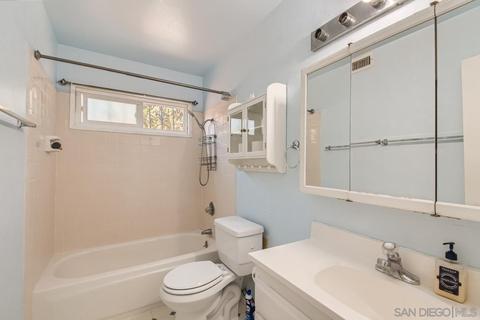 1128 Capistrano Ave, Spring Valley, CA 91977 photo 9
