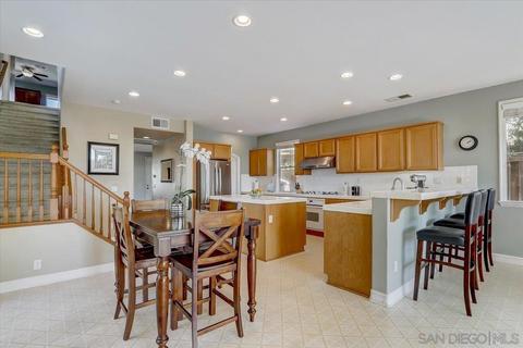 1055 Bells Dr, Oceanside, CA 92057 photo 13