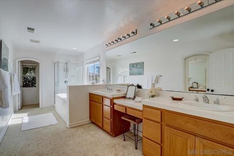 1055 Bells Dr, Oceanside, CA 92057 photo 26