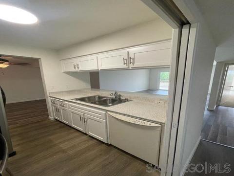 31940 Del Cielo Este #C3, Bonsall, CA 92003 photo 11