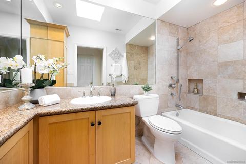 8518 Sugarman Dr, La Jolla, CA 92037 photo 15