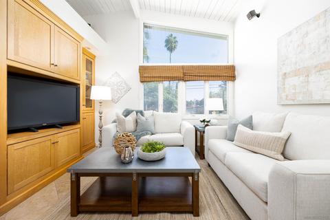 8518 Sugarman Dr, La Jolla, CA 92037 photo 10