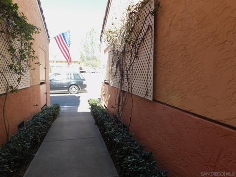 9051 Calle Del Verde, Santee, CA 92071 photo 3
