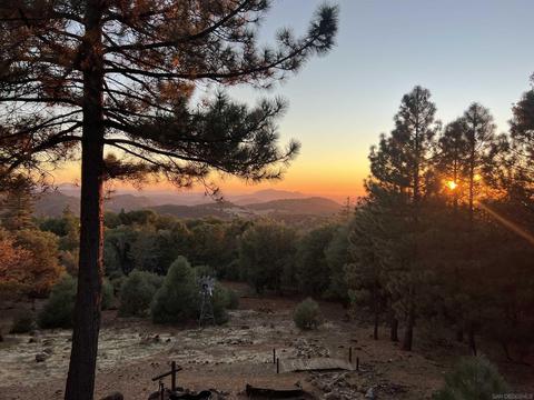 4595 Luneta Dr, Julian, CA 92036 photo 4