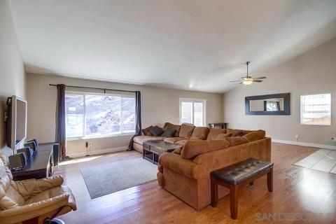10545 Cadwell Rd, Santee, CA 92071 photo 4