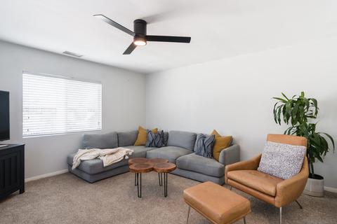 827 W 8th Ave, Escondido, CA 92025 photo 5