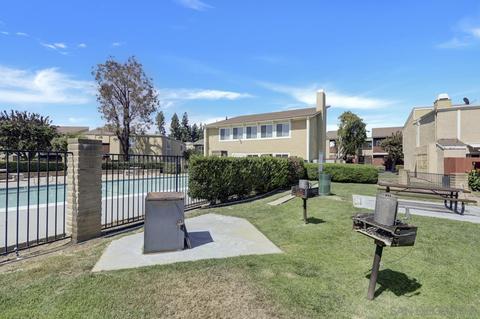 475 N Midway Dr #159, Escondido, CA 92027 photo 2