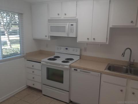 475 N Midway Dr #159, Escondido, CA 92027 photo 3