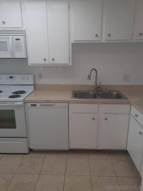 475 N Midway Dr #159, Escondido, CA 92027 photo 9