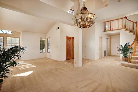 2040 Sonora Ct, Vista, CA 92081 photo 3