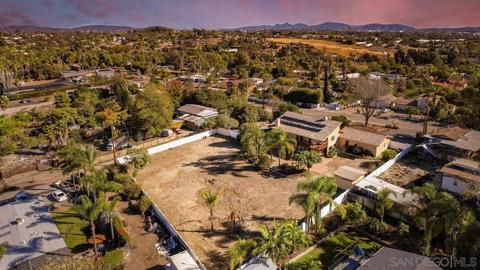 1171 Sunset Dr, Vista, CA 92081 photo 1