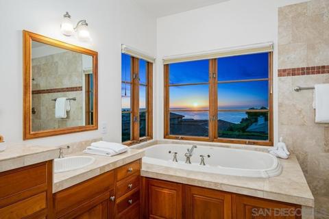 8391 Prestwick Dr, La Jolla, CA 92037 photo 46