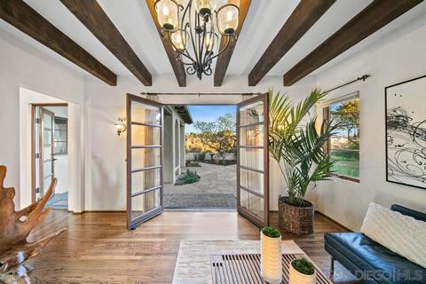8391 Prestwick Dr, La Jolla, CA 92037 photo 22