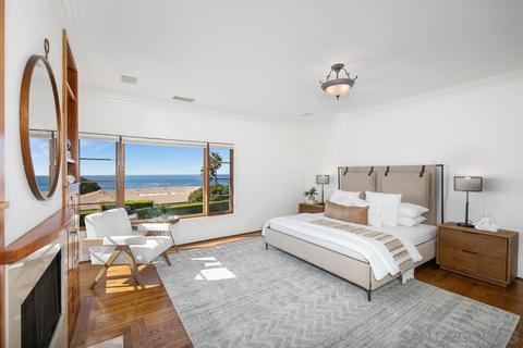 8391 Prestwick Dr, La Jolla, CA 92037 photo 41
