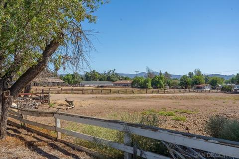 10555 Palm Row Dr, Lakeside, CA 92040 photo 4