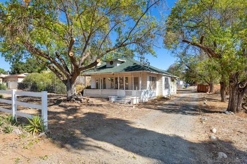 10555 Palm Row Dr, Lakeside, CA 92040 photo 1