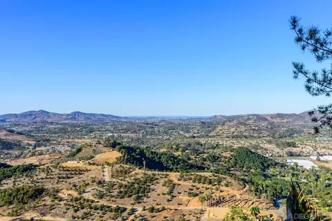 1830 Rincon Ave, Escondido, CA 92026
