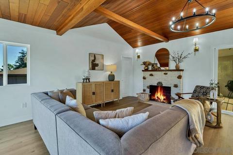 1649 Avocado Dr, Vista, CA 92083 photo 9