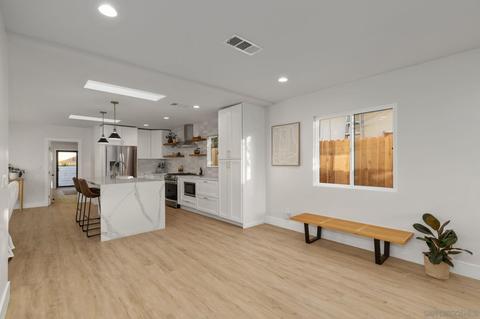 1073 Golden, Encinitas, CA 92024 photo 9