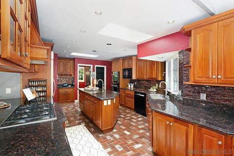 3170 Quiet Hills Dr, Escondido, CA 92029 photo 11