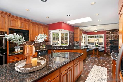 3170 Quiet Hills Dr, Escondido, CA 92029 photo 12