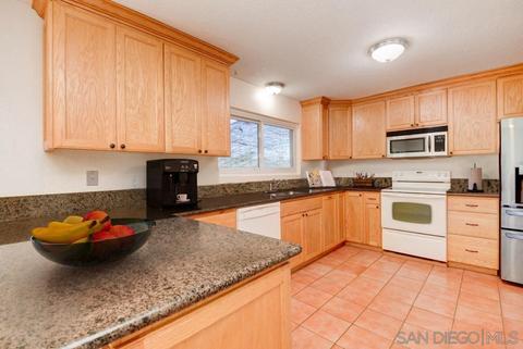 108 S Kalbaugh St, Ramona, CA 92065 photo 5