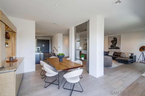 7668 Caminito Coromandel, La Jolla, CA 92037 photo 5