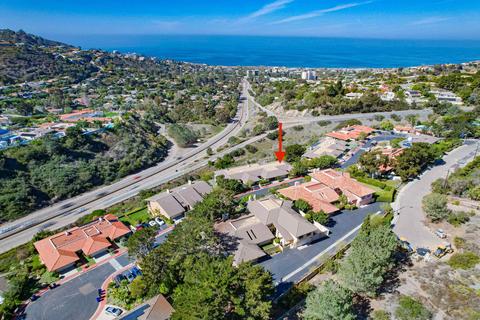 7668 Caminito Coromandel, La Jolla, CA 92037 photo 25