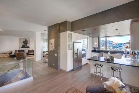 7668 Caminito Coromandel, La Jolla, CA 92037 photo 12