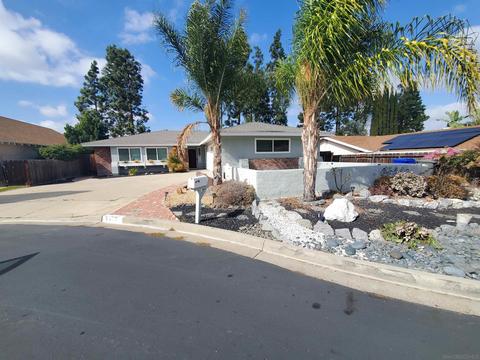 5407 Rocking Horse Ln, Oceanside, CA 92057 photo 1