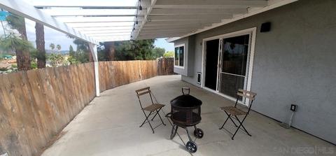 5407 Rocking Horse Ln, Oceanside, CA 92057 photo 3