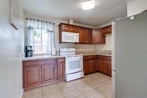 1069 9th St, Imperial Beach, CA 91932 photo 9